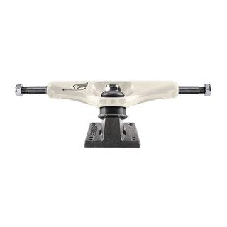 Venture Skateboard Trucks Worrest Bob V8 Cream/Black 5.2 High (8.0")