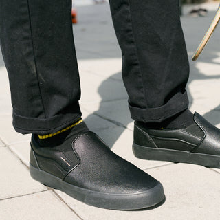 Hours is Yours Skateboard Shoes B1 Herman Blackout Leather