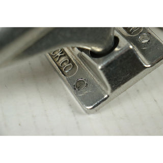 Blem Independent Skateboard Trucks Mids Silver 139 (8.0") - Missing Hardware