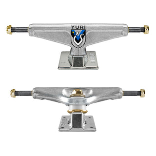 Venture Skateboard Trucks Yuri Facchini V-Hollow 5.6 (8.25") Silver
